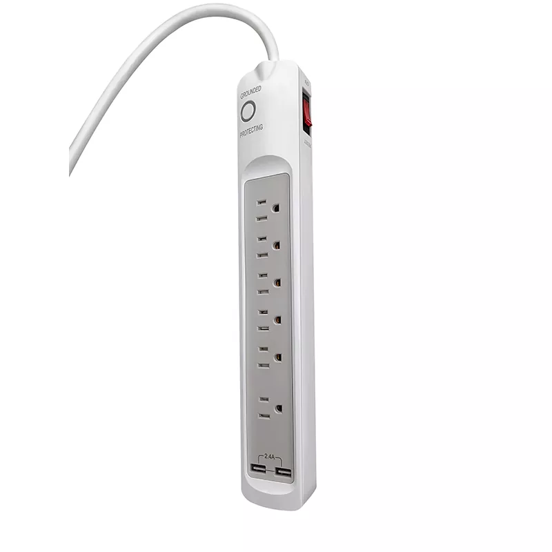 6 pistorasiaa USB 2.4a virtajohto